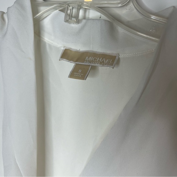 Michael Kors Surplice Wrap Sleeveless Tie Waist Blouse White Small - Picture 4 of 5